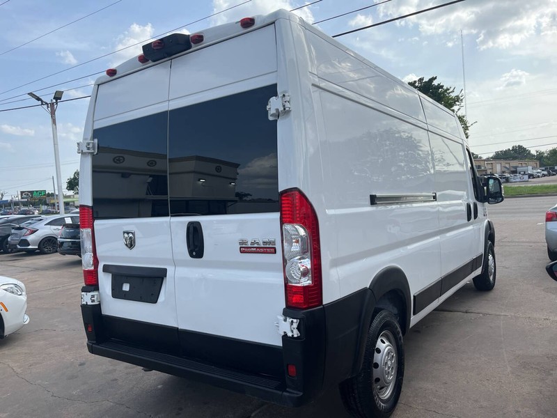 Ram ProMaster Cargo Van Vehicle Image 05