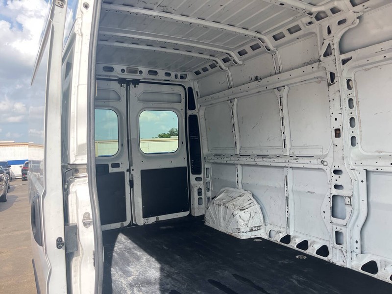 Ram ProMaster Cargo Van Vehicle Image 24