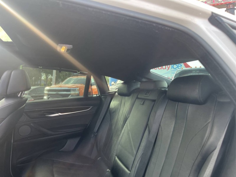 BMW X6 Vehicle Image 26
