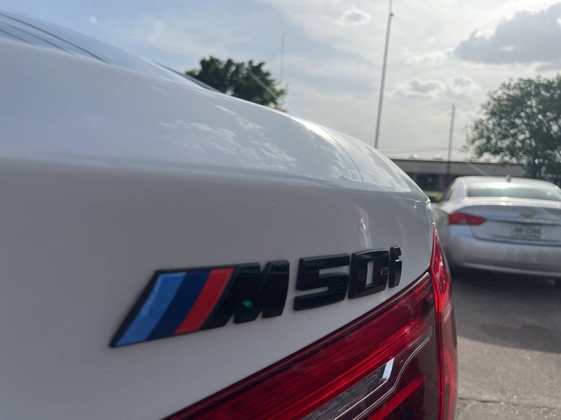 BMW X6 Vehicle Image 27