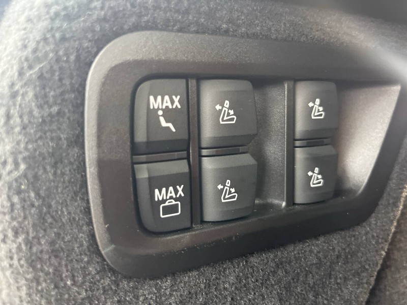 BMW X7 Vehicle Image 26