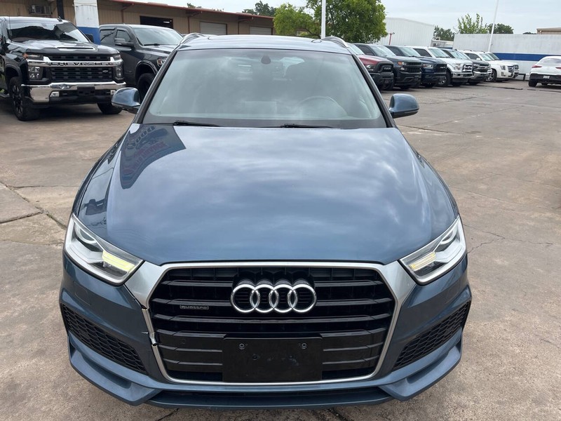 Audi Q3 Vehicle Image 02