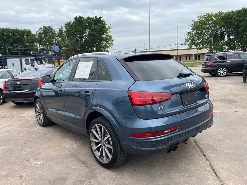 Audi Q3 Vehicle Image 05
