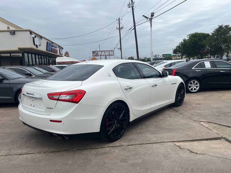 Maserati Ghibli Vehicle Image 04