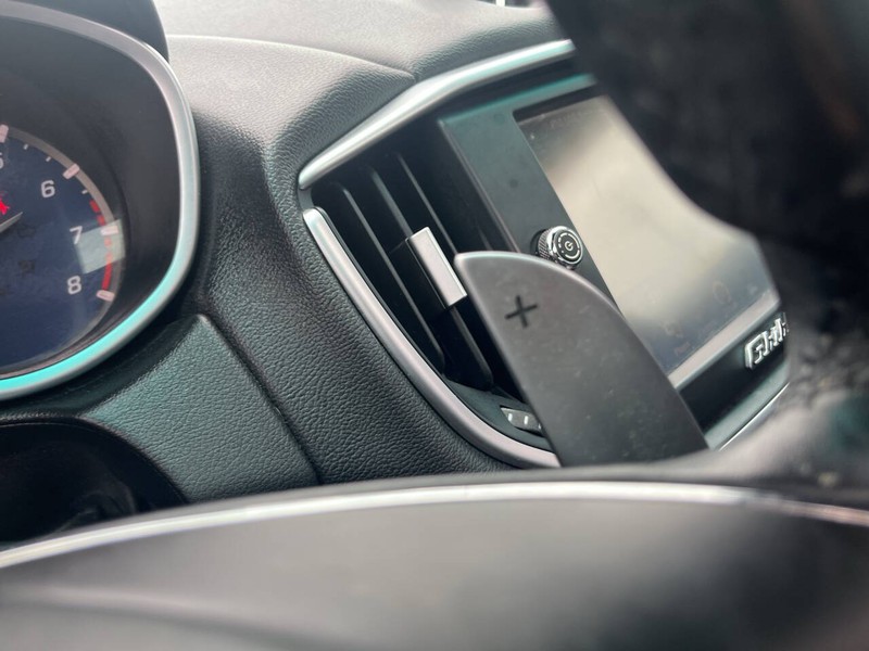 Maserati Ghibli Vehicle Image 12