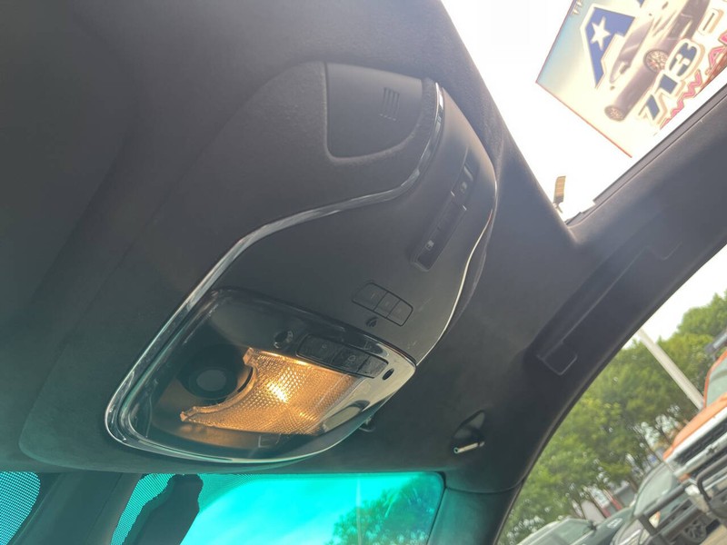 Maserati Ghibli Vehicle Image 15