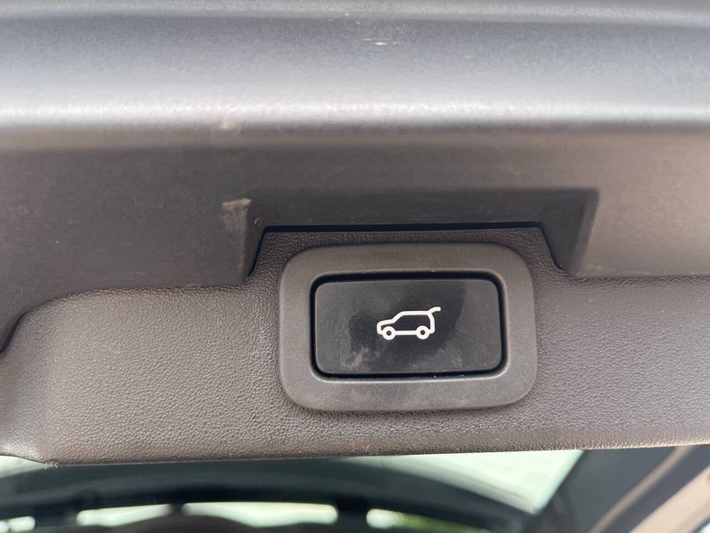 Land Rover Discovery Vehicle Image 27