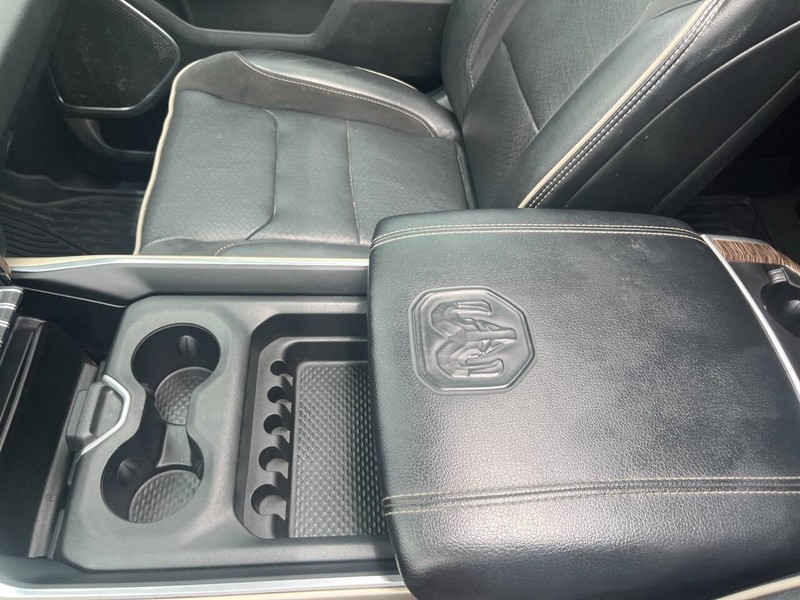 Ram 1500 Vehicle Image 15