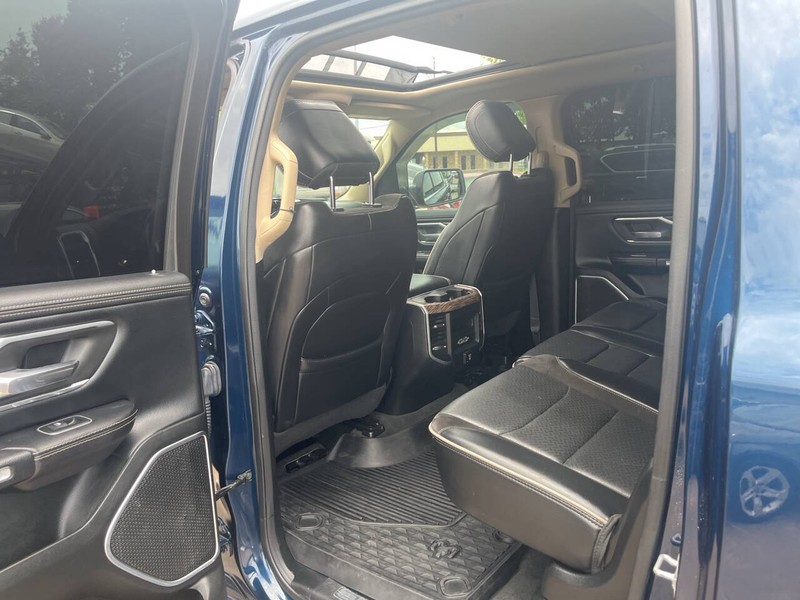 Ram 1500 Vehicle Image 17