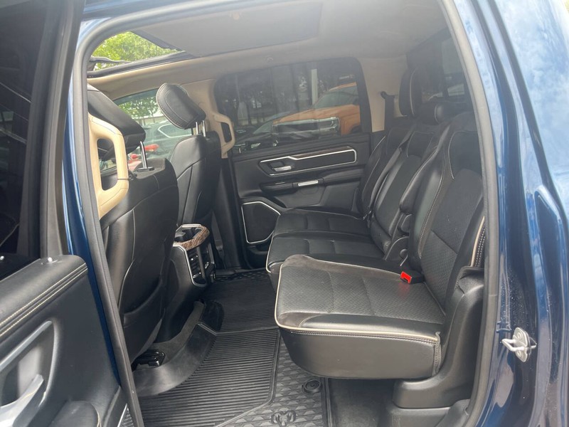 Ram 1500 Vehicle Image 18