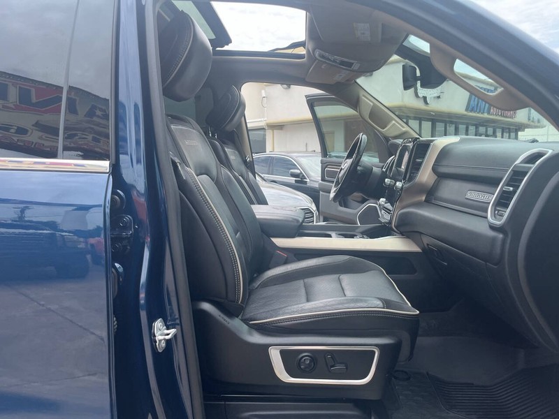 Ram 1500 Vehicle Image 21