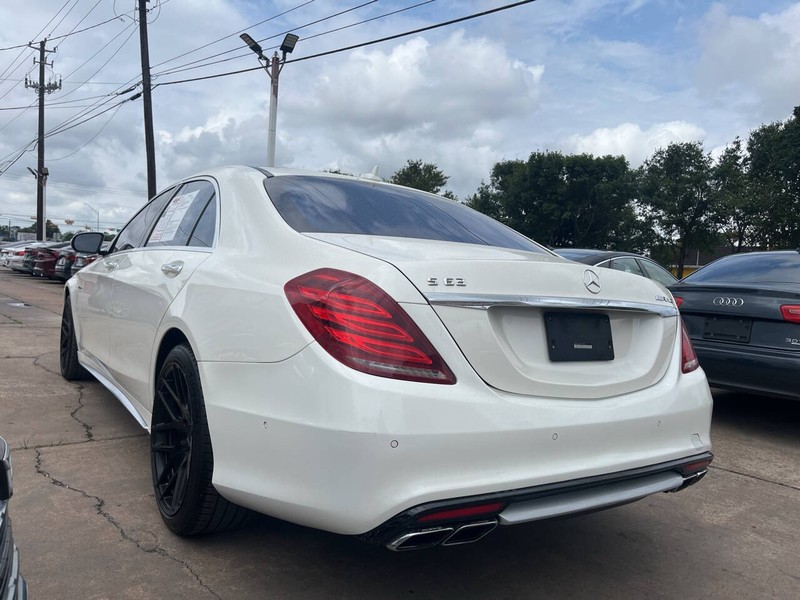 Mercedes-Benz S-Class Vehicle Image 03