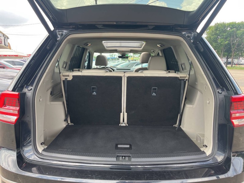Volkswagen Atlas Vehicle Image 12