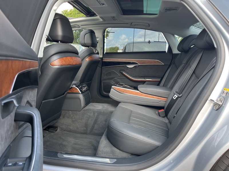 Audi A8 Vehicle Image 10