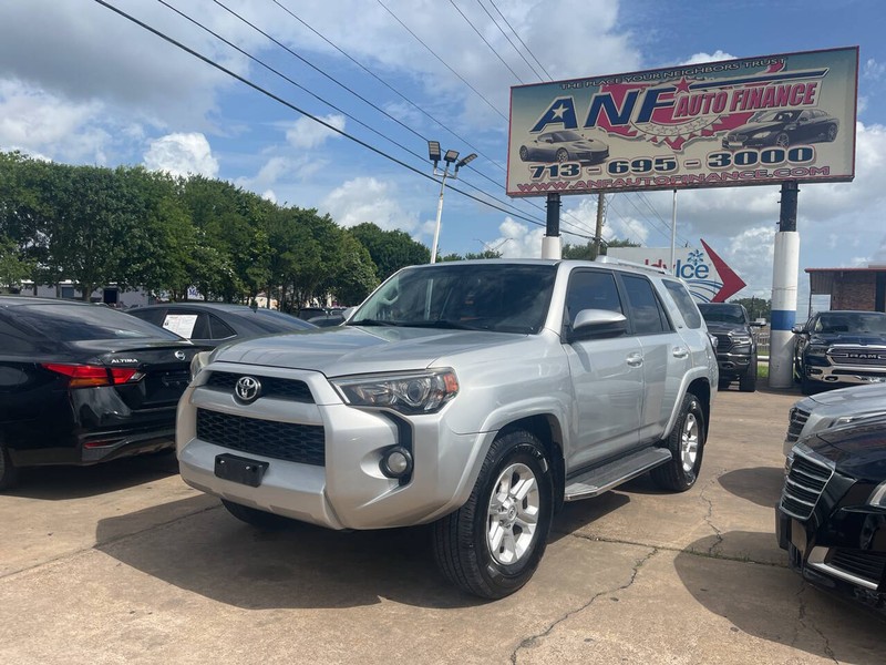 Toyota 4Runner Vehicle Image 02