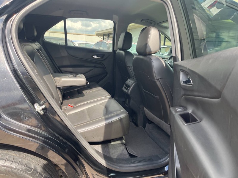 Chevrolet Equinox Vehicle Image 06