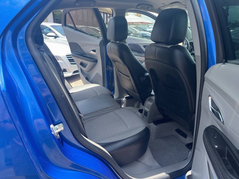 Buick Encore Vehicle Image 15