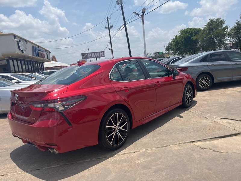 Toyota Camry Vehicle Image 04