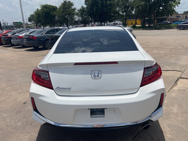 Honda Accord Coupe Vehicle Image 03
