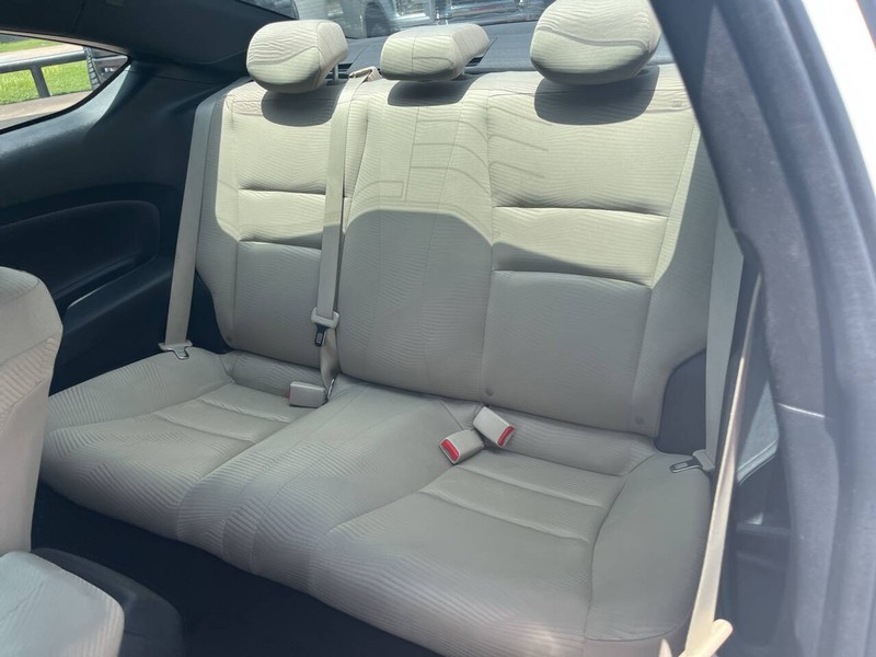 Honda Accord Coupe Vehicle Image 15