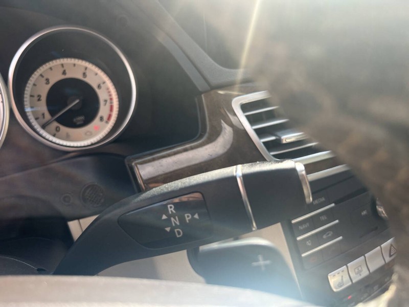 Mercedes-Benz E-Class Vehicle Image 11