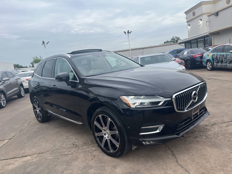 Volvo XC60 Vehicle Image 03