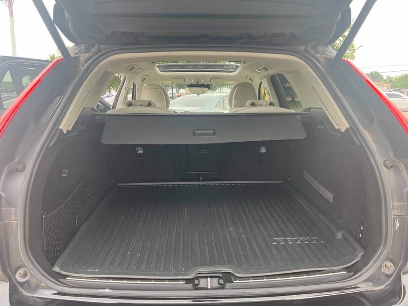 Volvo XC60 Vehicle Image 19