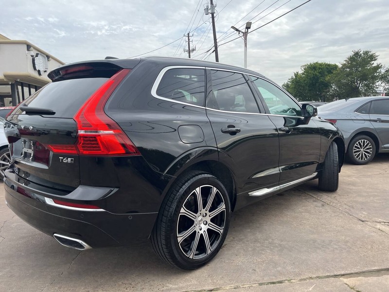 Volvo XC60 Vehicle Image 26