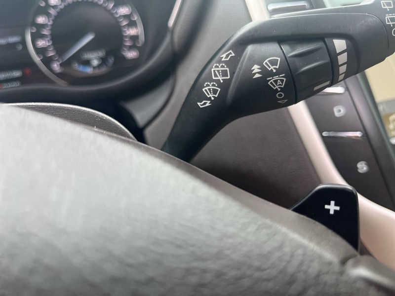 Lincoln MKC Vehicle Image 12