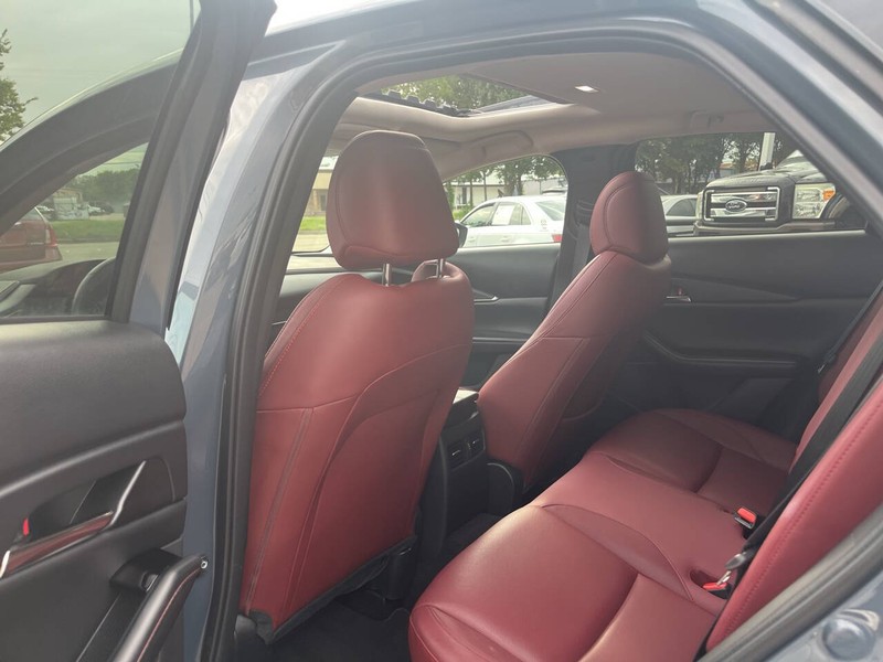 Mazda CX-30 Vehicle Image 12