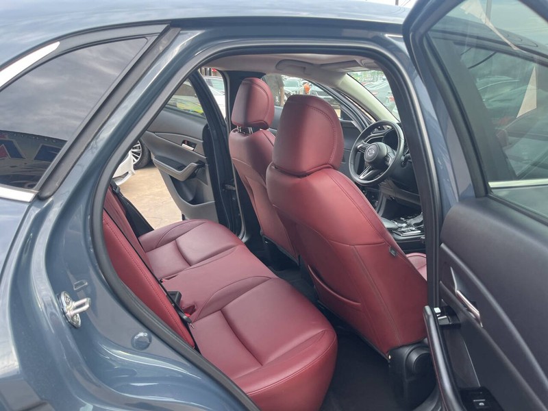 Mazda CX-30 Vehicle Image 14