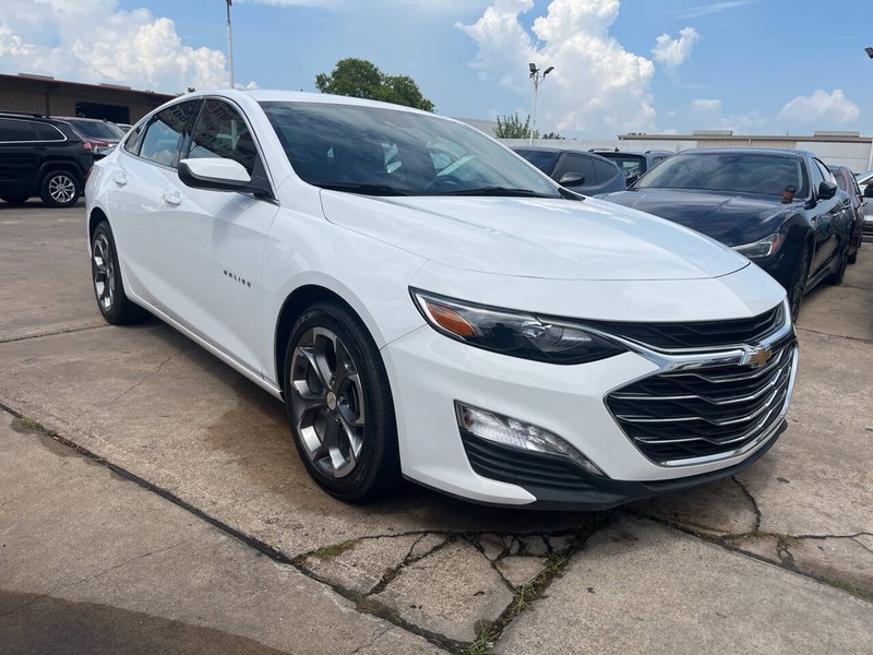 Chevrolet Malibu Vehicle Image 06