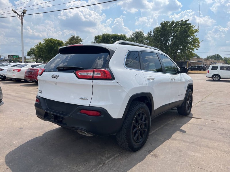 Jeep Cherokee Vehicle Image 06