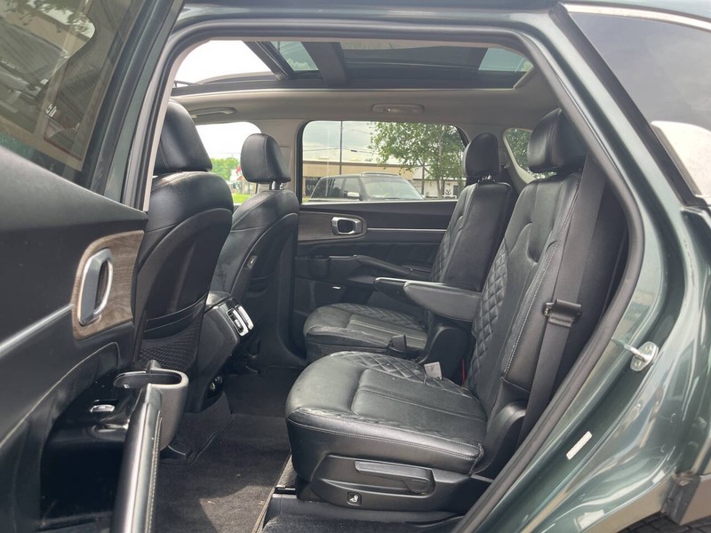 Kia Sorento Vehicle Image 08