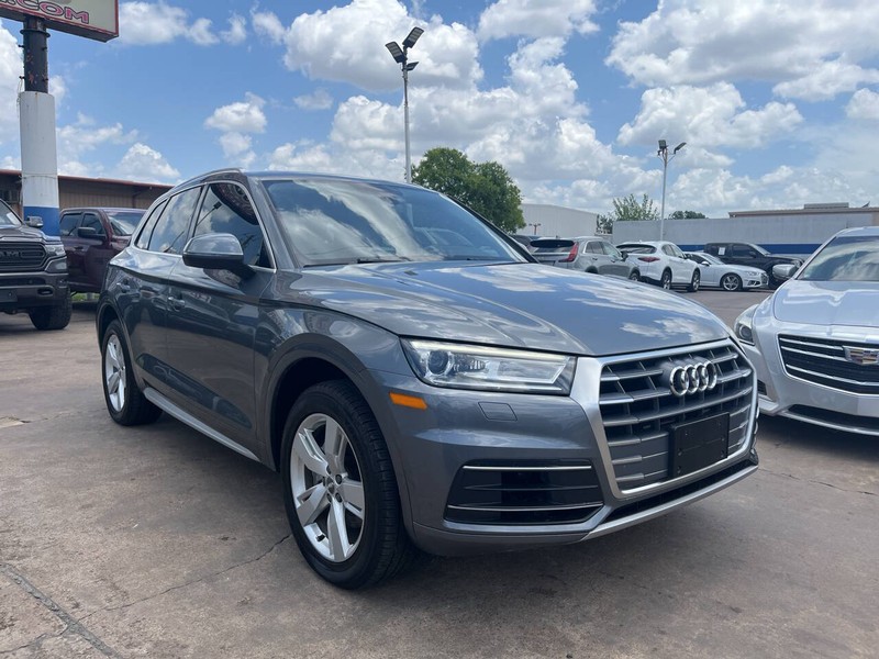 Audi Q5 Vehicle Image 06