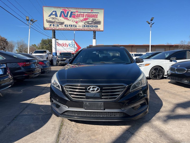 Hyundai Sonata Vehicle Image 02