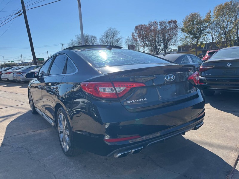 Hyundai Sonata Vehicle Image 03