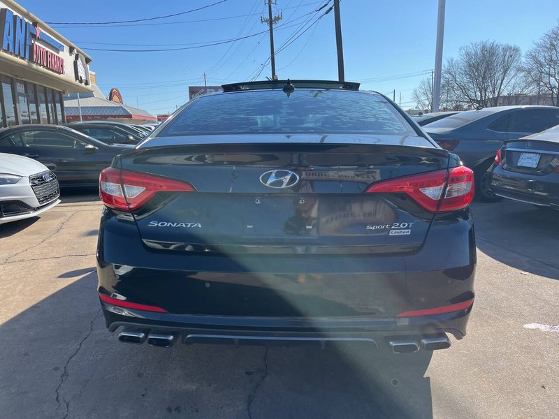 Hyundai Sonata Vehicle Image 04