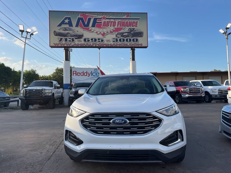 Ford Edge Vehicle Image 02