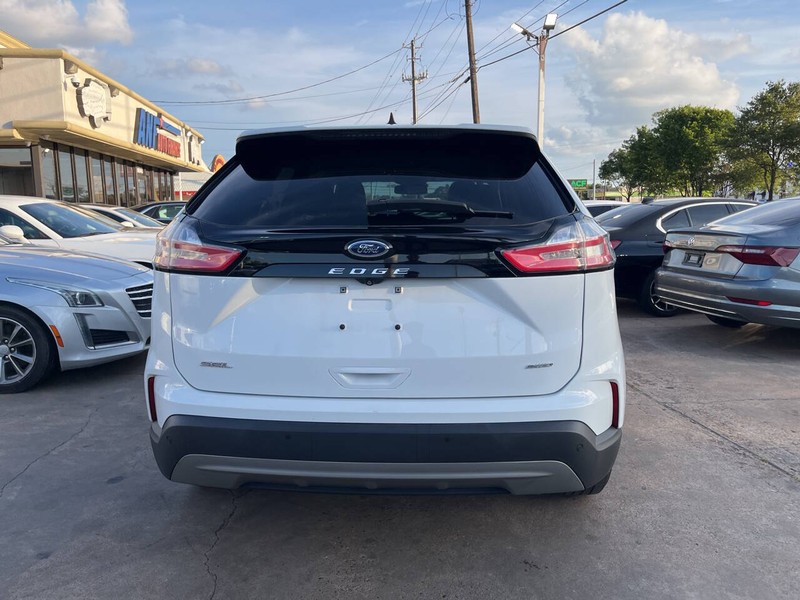 Ford Edge Vehicle Image 04
