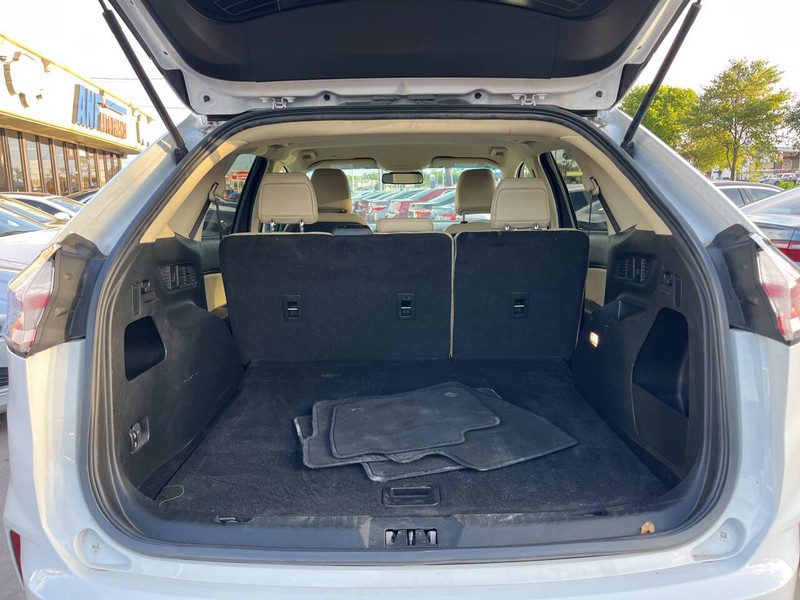 Ford Edge Vehicle Image 09