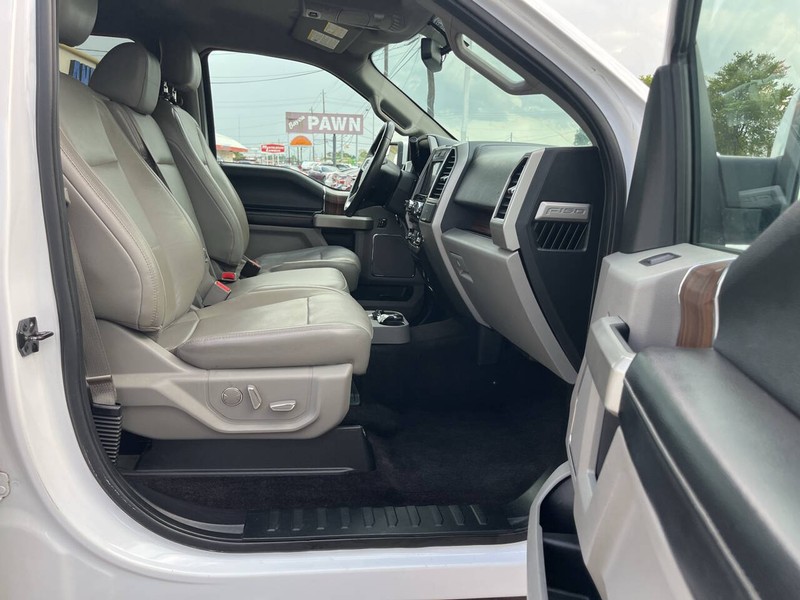 Ford F-150 Vehicle Image 12