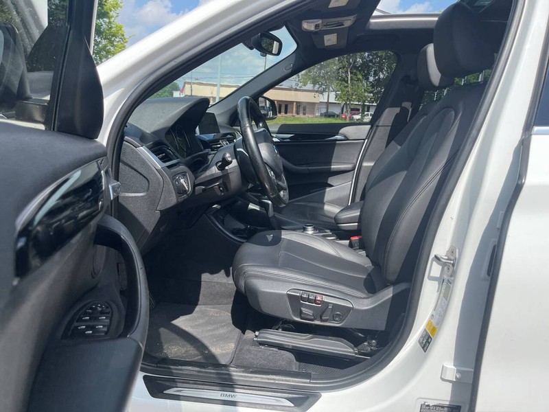 BMW X1 Vehicle Image 07