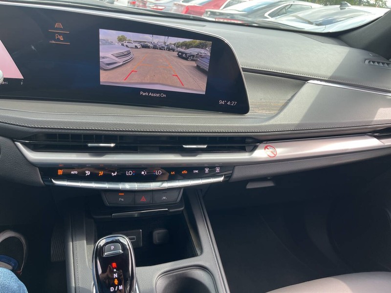 Cadillac XT4 Vehicle Image 12