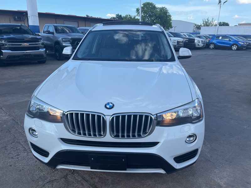 BMW X3 Vehicle Image 02