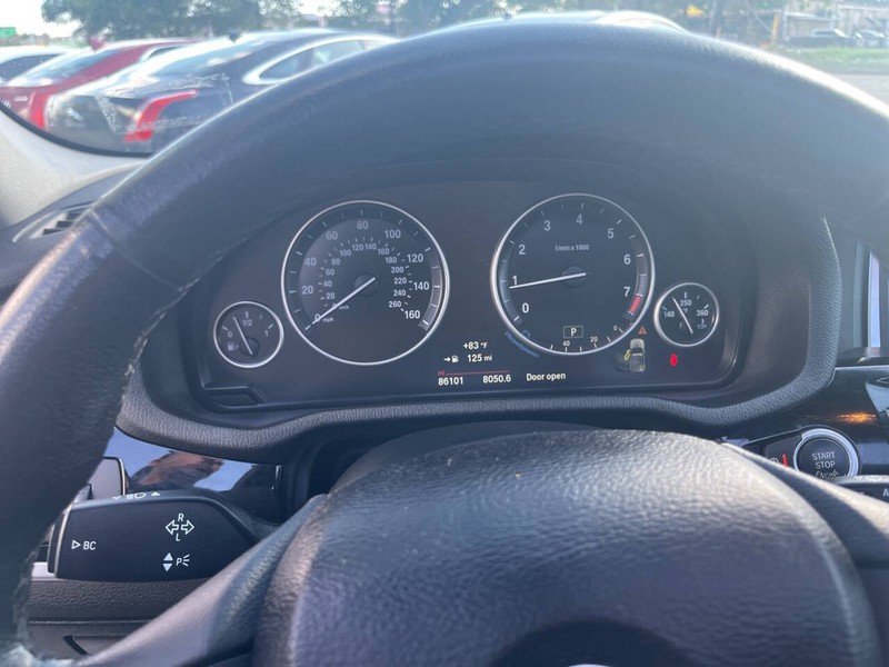 BMW X3 Vehicle Image 10
