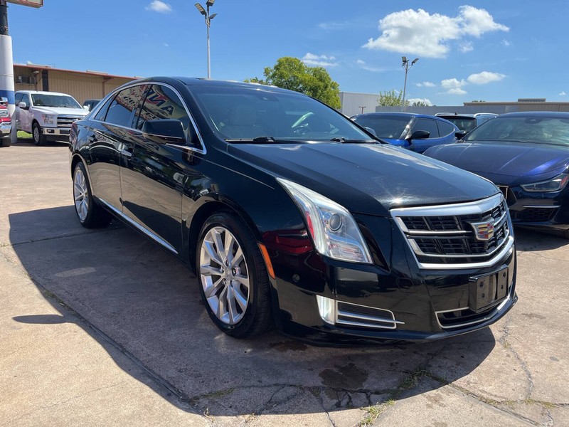Cadillac XTS Vehicle Image 08