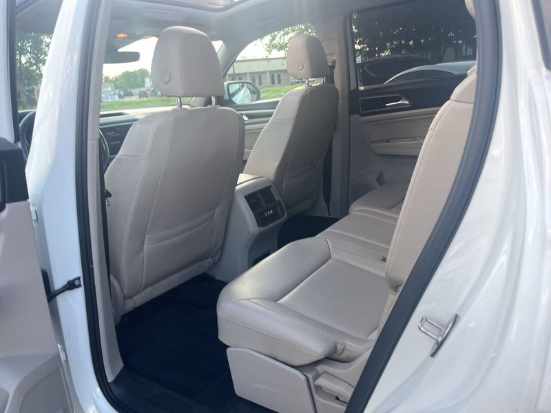 Volkswagen Atlas Vehicle Image 12