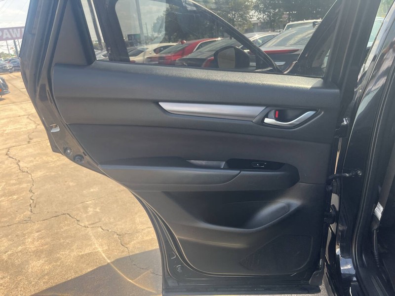 Mazda CX-5 Vehicle Image 11