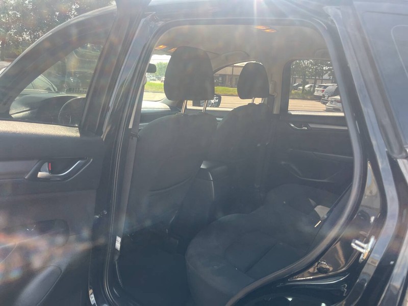 Mazda CX-5 Vehicle Image 12